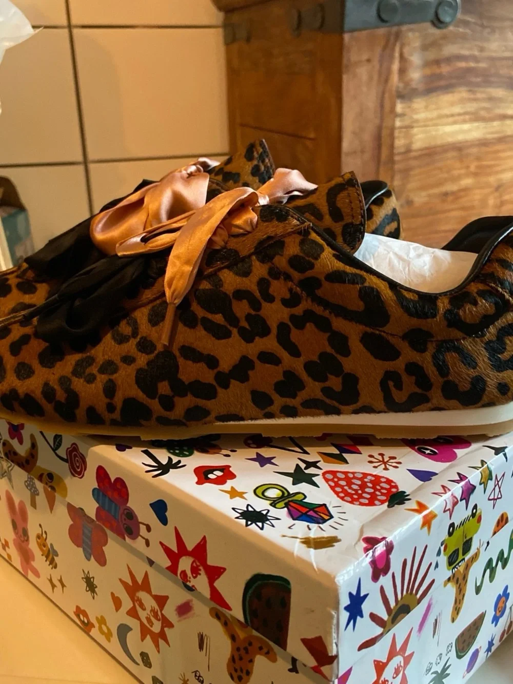 Free People / Jeffrey Campbell Leo & Bows Sneakers - Picture 6 of 9